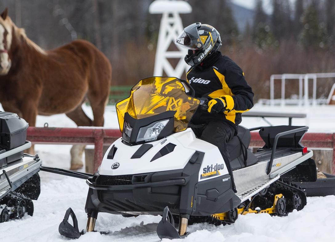 Снегоход тундра. Ski-Doo Tundra lt 550f. Ski-Doo Tundra 600ace. Ski Doo Tundra lt 550. Ski-Doo Tundra lt 600 Ace.